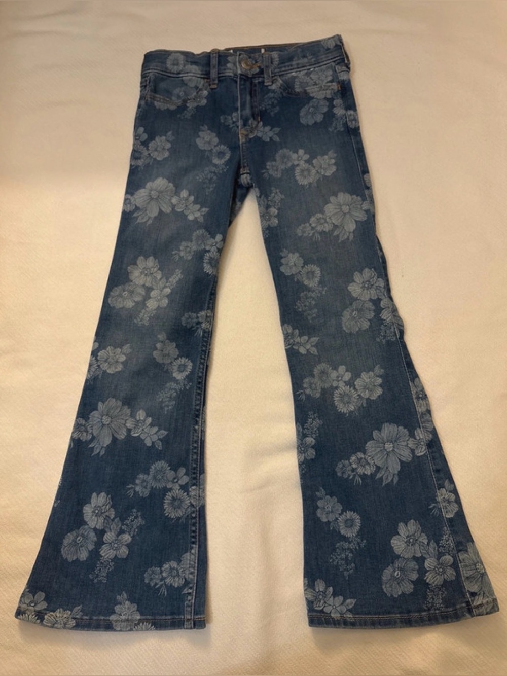 Abercrombie & Fitch low rise slim fit flare leg girls jeans size 7/8